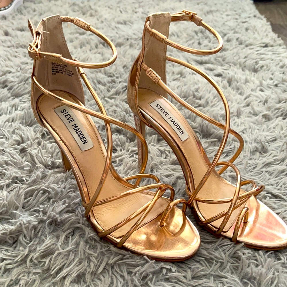 Steve Madden rose gold heels